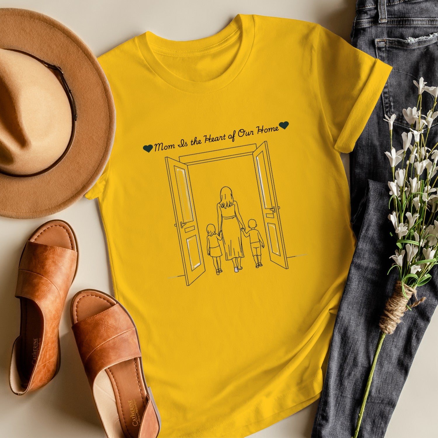 Personalized Mom Shirt, Custom Gift for Mom, Minimalist Name Tee, Mother's Day T-Shirt, Unique Gift for Her, Mama Apparel