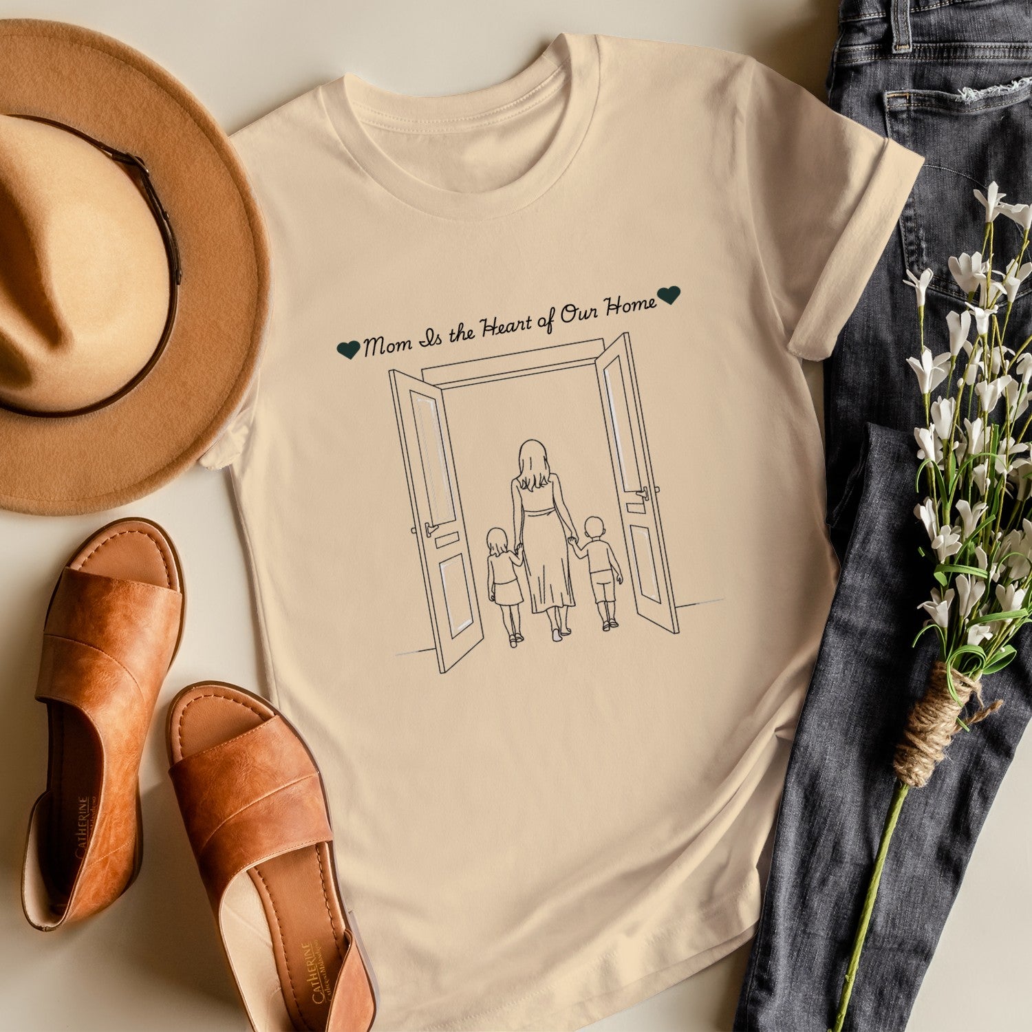 Personalized Mom Shirt, Custom Gift for Mom, Minimalist Name Tee, Mother's Day T-Shirt, Unique Gift for Her, Mama Apparel